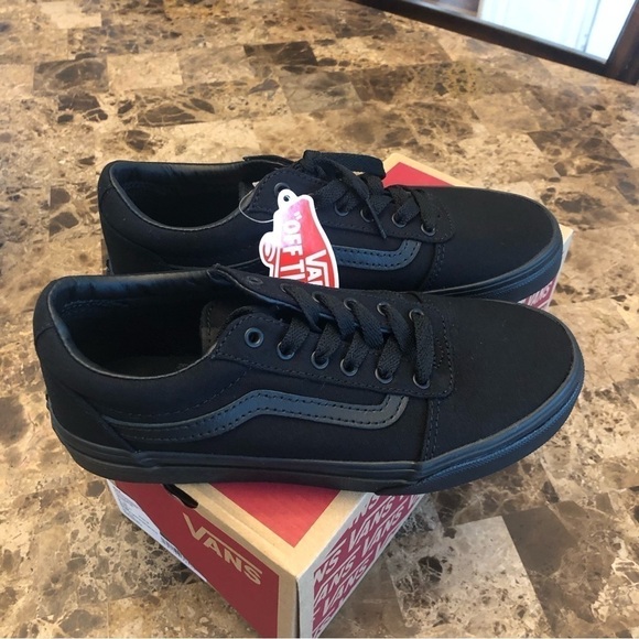 Vans Canvas black shoes sneakers, kids size 3.5. Brand new with box - Picture 2 of 15